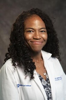 Chamia  Maker, FNP-C