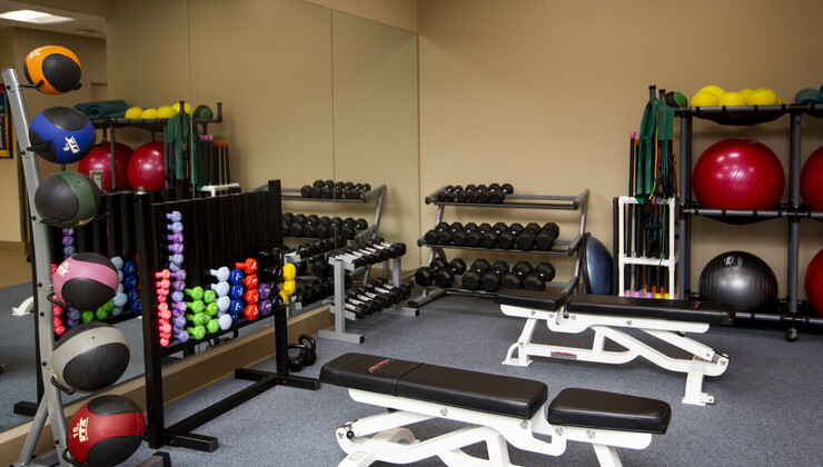Área de peso libre en Duke Rehabilitación cardiopulmonar en Croasdaile
