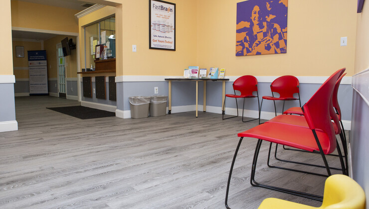 Área de espera de pediatría en crecimiento en Zebulon