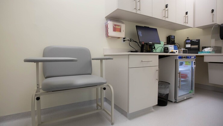 La sala de laboratorio ubicada en Duke Perinatal Consultants de Cary.